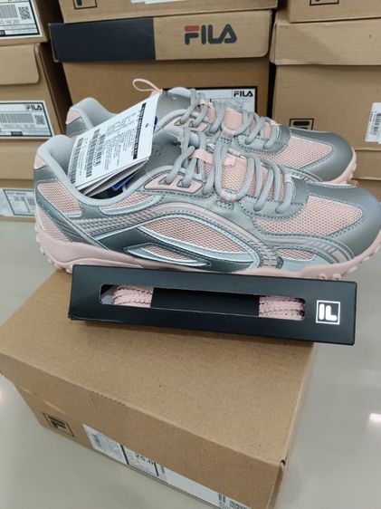 รองเท้าออกกำลังกายผู้หญิง fila ของแท้มือ1 รูปที่ 5