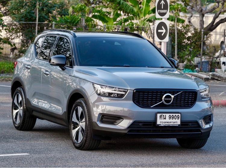รถ Volvo XC40 Recharge 1.5 T5 R-Design Expression สี เทา