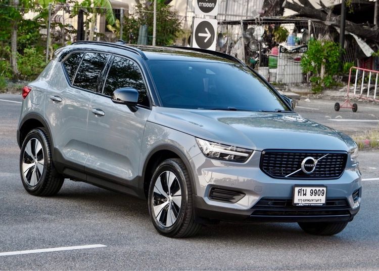 Volvo XC40 2021 Recharge 1.5 T5 R-Design Expression Sedan ปลั๊กอินไฮบริด (PHEV) ไม่ติดแก๊ส เกียร์อัตโนมัติ เทา รูปที่ 3