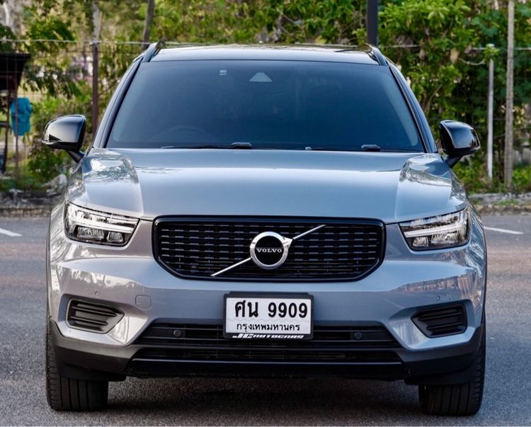 Volvo XC40 2021 Recharge 1.5 T5 R-Design Expression Sedan ปลั๊กอินไฮบริด (PHEV) ไม่ติดแก๊ส เกียร์อัตโนมัติ เทา รูปที่ 2