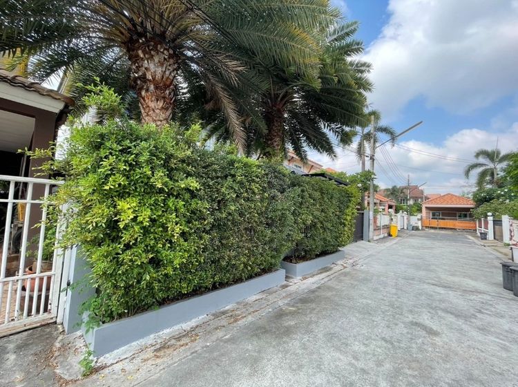 มีบางส่วน ขายบ้าน ซอยนาคนิวาส 15 ลาดพร้าว โชคชัย 4 รูปที่ 2