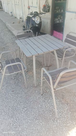 ชุดเก้าอี้โต๊ะ รูปที่ 2