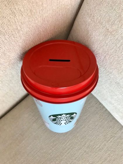 กระปุกออมสิน 𝟸O1𝟿 S𝚃𝙰RB𝚄𝙲K𝚂 𝚃h𝚊i𝙻a𝚗𝚍 𝚇'M𝚊s 𝙿i𝚐g𝚢 B𝚊nk 𝚃i𝚗 𝙲u𝚙 รูปที่ 3