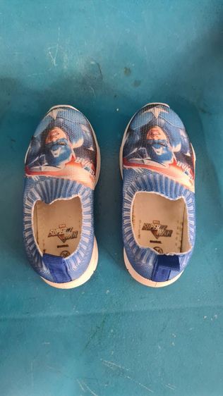 รองเท้าผ้าใบเด็กเบอร์ 26