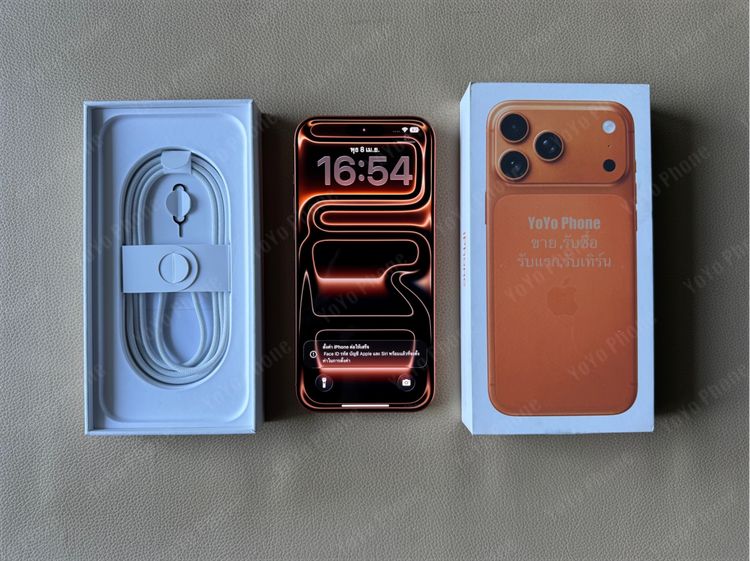 iPhone 17 Pro max 256 gb สีส้ม ประกันถึง 25-12-69 แบต 100 ชาร์จ 11 รอบ