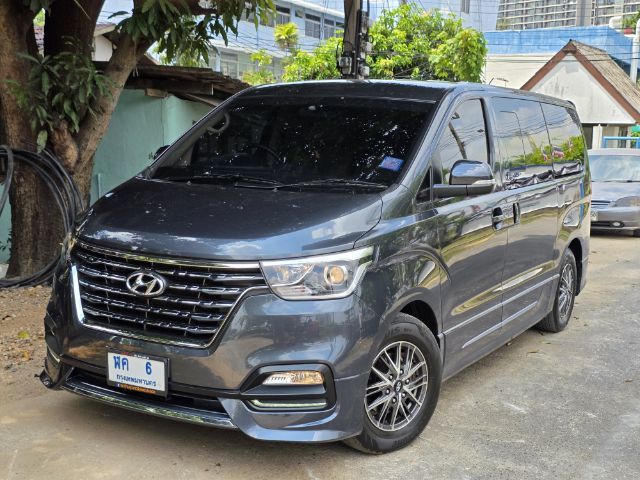 ✅️วิ่งมาเพียง86,xxxkmเท่านั้นรถบ้านมือเดียวตั้งแต่ป้ายแดง เข้าเช็คศูนย์Hyundaiตลอด H1 ไมเนอร์เชนจ์