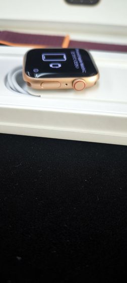 Apple Watch SE 44MM CEL Gold Aluminium Plum Sport Loop ของใหม่ นอนเซฟ  รูปที่ 2