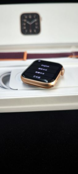 Apple Watch SE 44MM CEL Gold Aluminium Plum Sport Loop ของใหม่ นอนเซฟ  รูปที่ 3