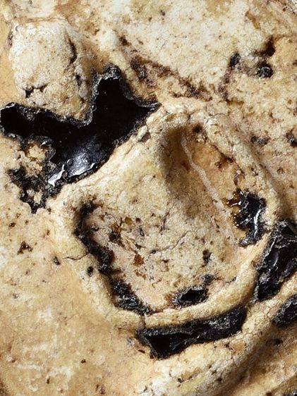 สวยสุด-สภาพใช้ พระสมเด็จวัดระฆัง พิมพ์ฐานแซม เนื้อจุ่มรัก มีมวลสาร 