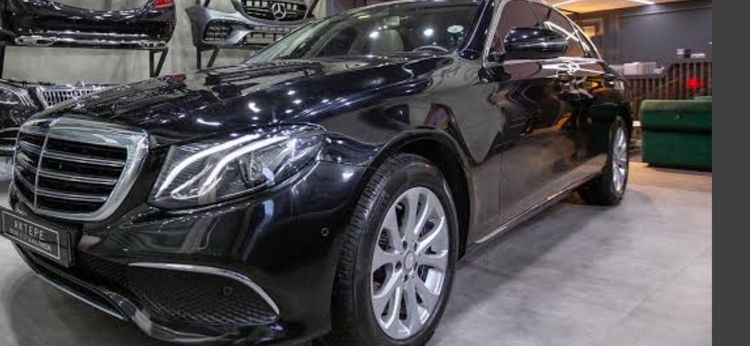 ล้อแม็กซ์ Benz พร้อมยาง Goodyear Run on flat245-45-18 สภาพดี