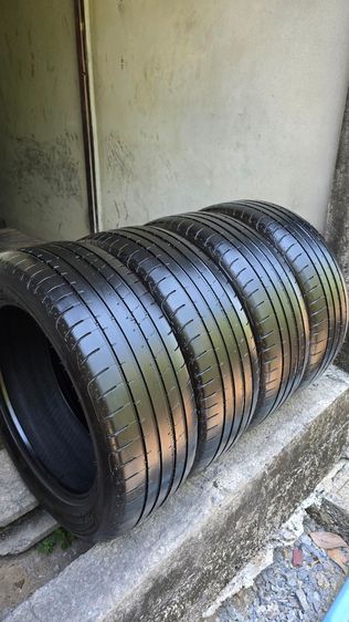 Goodyear ยาง 235 55 19.ปี 23.1 ชุด