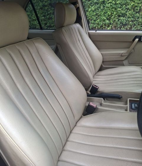 Mercedes-Benz รุ่นอื่นๆ 1993 รุ่นย่อยอื่นๆ เบนซิน เกียร์อัตโนมัติ บรอนซ์ทอง รูปที่ 3