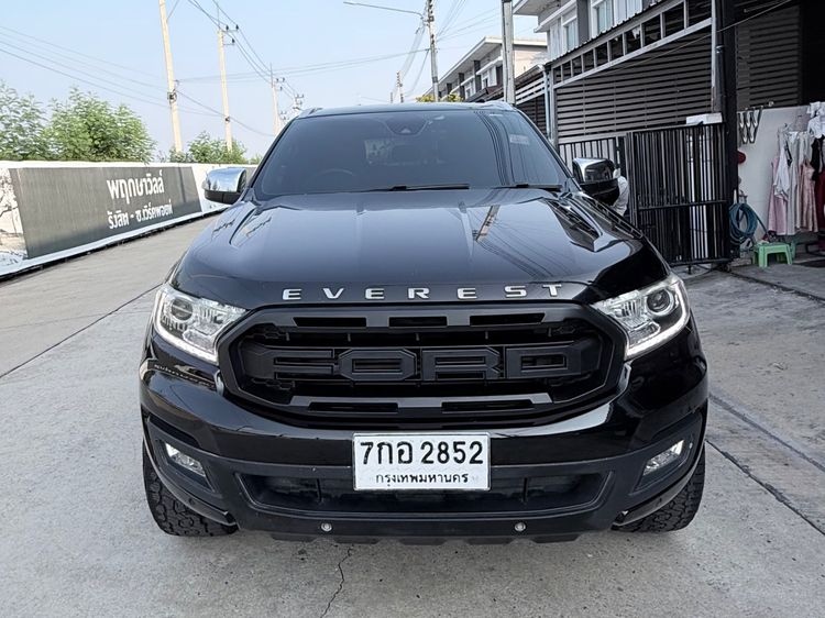 รถ Ford Everest 2.0 Titanium Plus สี ดำ