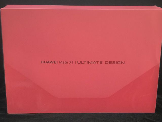 อื่นๆ มากกว่า 512 GB Huawei Mate XT 5G ROM 16GBRAM 1TB จอพับ 3 ทบ อุปกรณ์ครบ ตัวเครื่องสวย ไม่มีตำหนิ