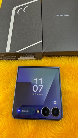 Samsung Z Flip7-12-512GB รูปที่ 11