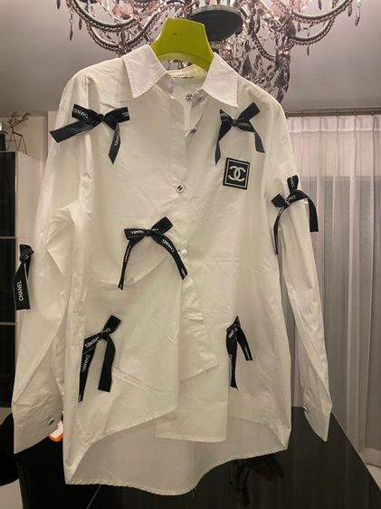 ชาแนล เสื้อเชิ้ต แขนยาว สภาพใหม่เอี่ยม  รูปที่ 2