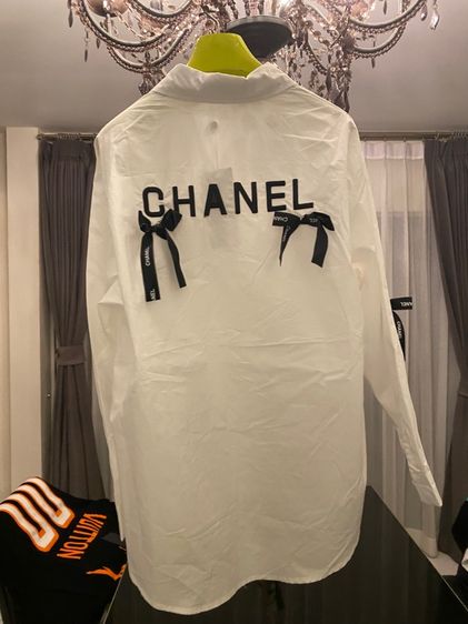 ชาแนล เสื้อเชิ้ต แขนยาว สภาพใหม่เอี่ยม  รูปที่ 9