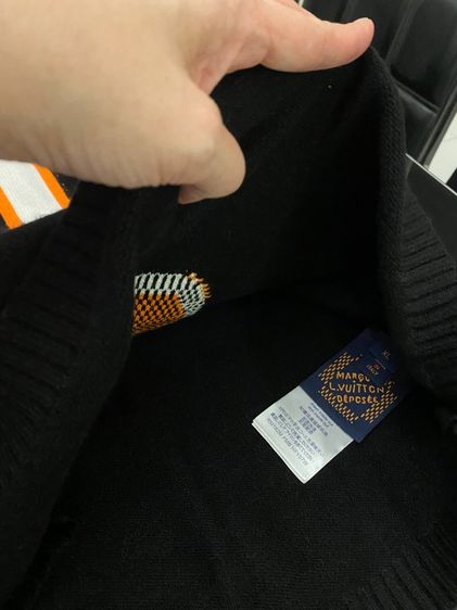 หลุยส์วิตตอง เสื้อแขนสั้น สภาพใหม่เอี่ยม รูปที่ 11