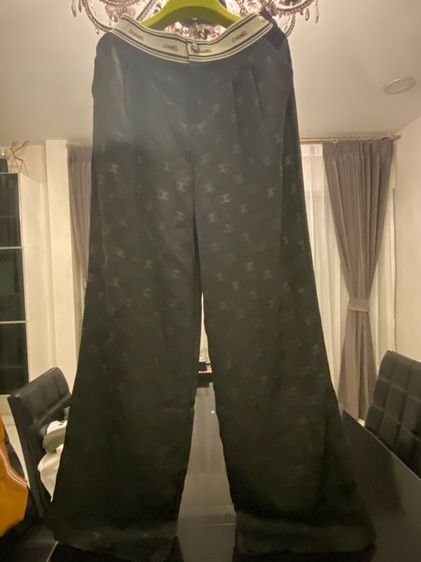 ชาแนล (ติดจองค่ะ)กางเกงทรงสวย ขากระบอกกว้าง สภาพใหม่เอี่ยม  รูปที่ 2