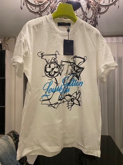 หลุยส์วิตตอง เสื้อยืดแขนสั้น สภาพใหม่เอี่ยม