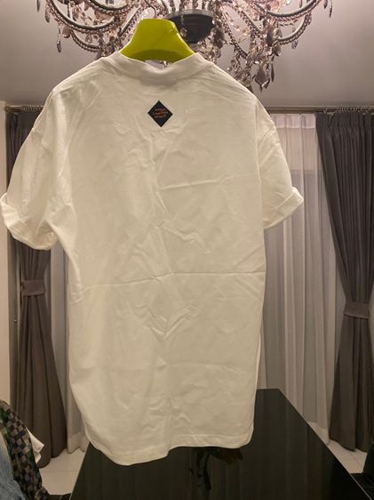 หลุยส์วิตตอง เสื้อยืดแขนสั้น สภาพใหม่เอี่ยม รูปที่ 6