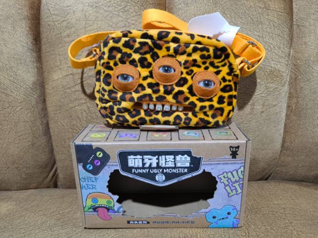 กระเป๋า Fuggler Leopard  แท้ มือ 1