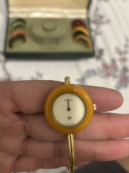 Gucci แบบกำไล (bangle watch) รูปที่ 7