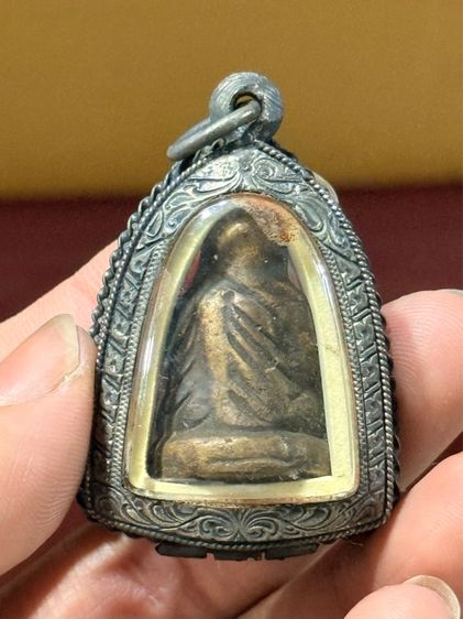 รูปหล่อหลวงพ่อเงิน รูปที่ 4