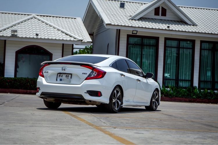 Honda Civic 2018 1.5 RS Sedan เบนซิน ไม่ติดแก๊ส เกียร์อัตโนมัติ ขาว รูปที่ 4