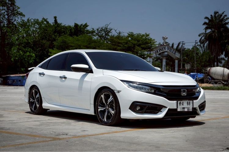 Honda Civic 2018 1.5 RS Sedan เบนซิน ไม่ติดแก๊ส เกียร์อัตโนมัติ ขาว รูปที่ 2