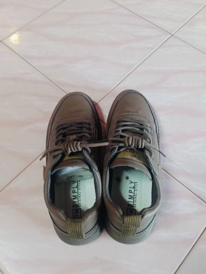 รองเท้าหนังสีน้ำตาลสภาพเหมือนใหม่ รูปที่ 3