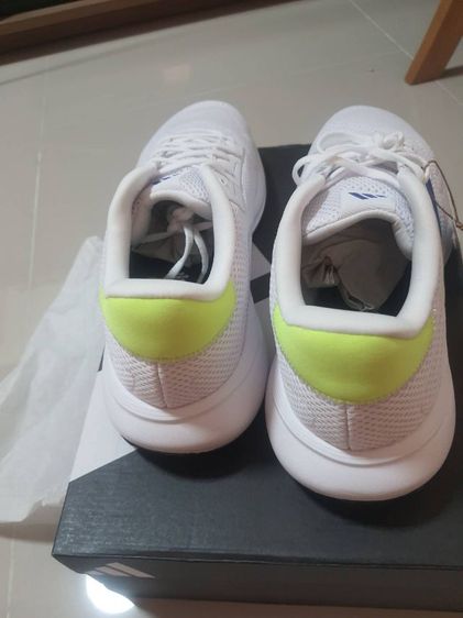 ขายรองเท้า adidas มือ1 size 44 us 10 ใหม่แกะกล่อง เนื่องจากลูกสาวซื้อมาให้แล้วใส่คับไป สามารถนัดรับได้ที่ ลำลูกกา คลอง2 ฟิวเจอร์พาร์ รังสิต หรือ บริเวณใกล้เคียง ราคานี้ไม่รวมค่าจัดส่งนะครับ รูปที่ 8