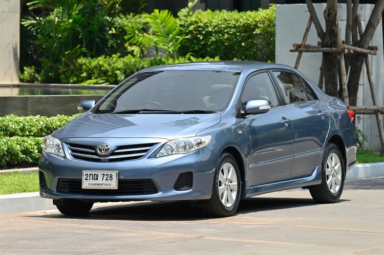 รถ Toyota Altis 1.6 G สี น้ำเงิน