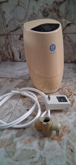 เครื่องกรองน้ำแอมเวย์ รุ่นอีสปริง. ใช้แล้ว. ใส้กรองต้องเปลี่ยนใหม่แล้ว. แต่ยังกรองน้ำได้อยู่ รูปที่ 4