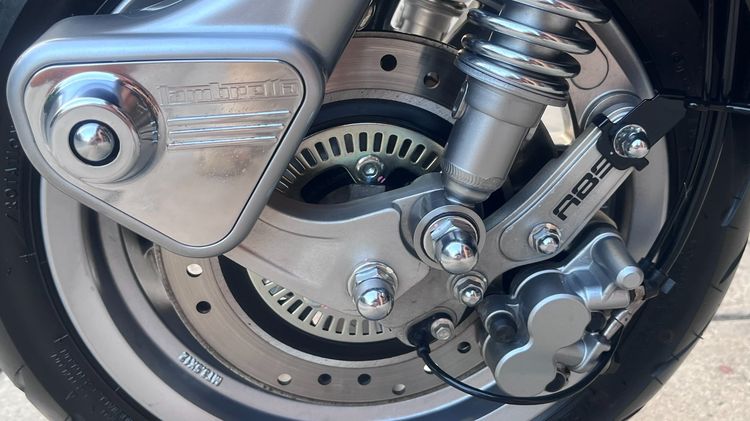 Lambretta X300 จดปี 23 ไมล์ 3498 km. รูปที่ 9