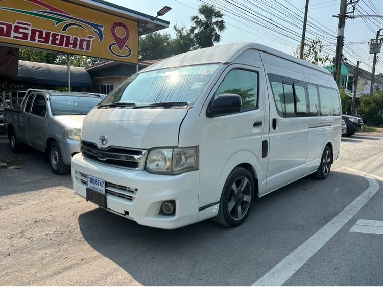 Toyota Commuter 2011 2.5 Van ดีเซล ไม่ติดแก๊ส เกียร์ธรรมดา ขาว รูปที่ 3
