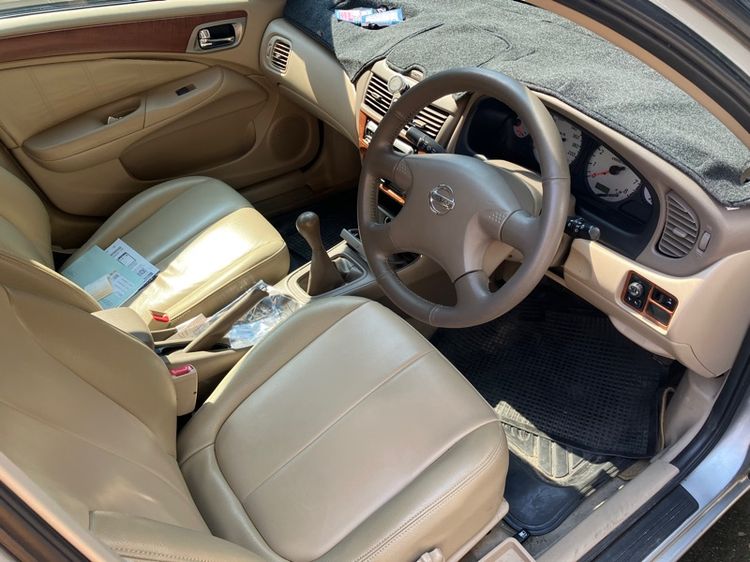 Nissan Sunny 2005 1.6 GL Neo เบนซิน ไม่ติดแก๊ส เกียร์ธรรมดา บรอนซ์ทอง รูปที่ 3