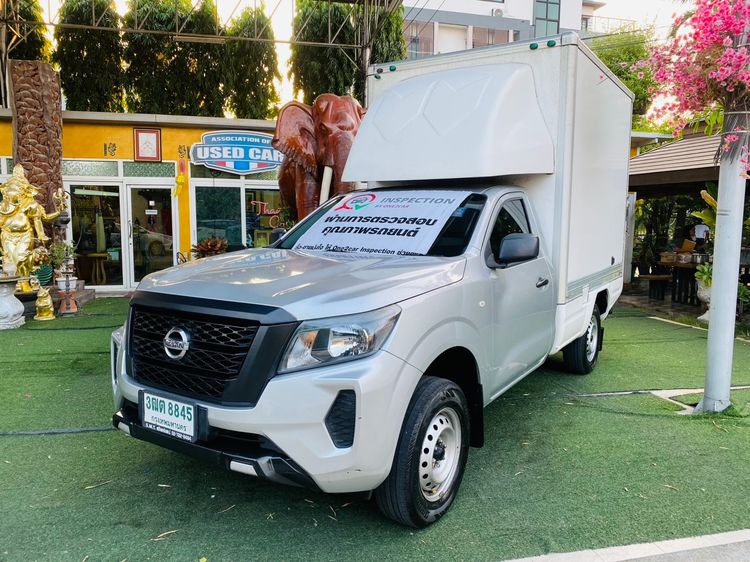 Nissan Navara 2022 2.5 SL Pickup ดีเซล ไม่ติดแก๊ส เกียร์ธรรมดา เทา