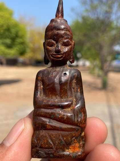 พระเชียงรุ้ง