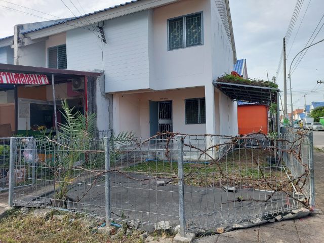 ขายบ้านหลังริมติดถนน ทำเลดี เหมาะกับการค้าขาย