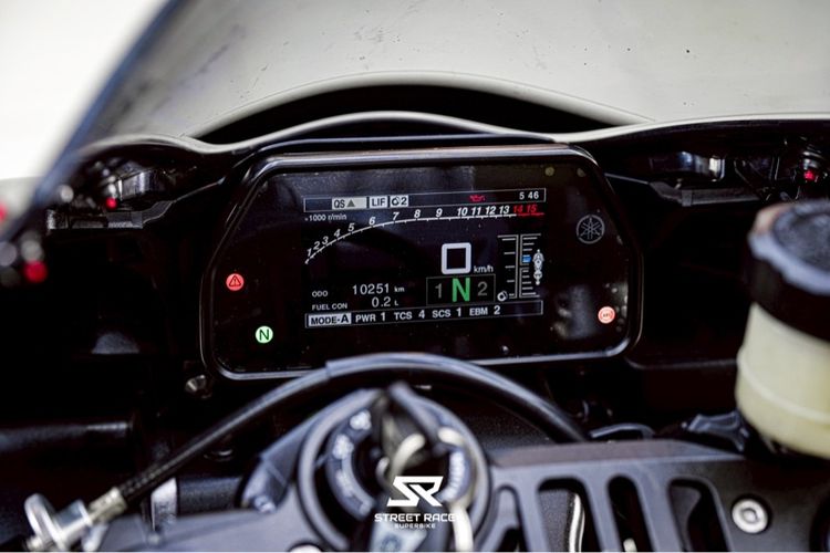 Yamaha R1 รูปที่ 10