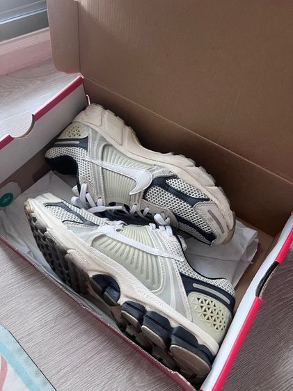 nike vomero 5 supersonic รูปที่ 7