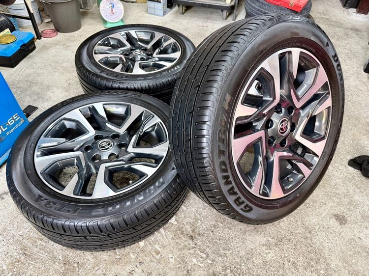 ล้อแม็ก TOYOTA LEGENDER ขอบ 20”  ยาง DUNLOP 265-50R20 ปี 24 ใช้งานน้อยดอกยางสวยพร้อมใช้งาน รูปที่ 2