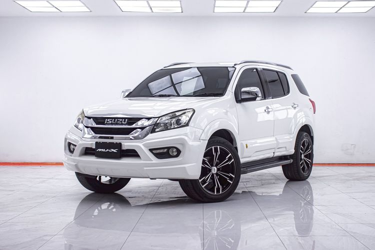 Isuzu MU-X 2014 3.0 Utility-car ดีเซล ไม่ติดแก๊ส เกียร์อัตโนมัติ ขาว