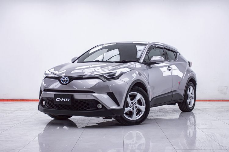 รถ Toyota C-HR 1.8 Hybrid Mid สี เทา