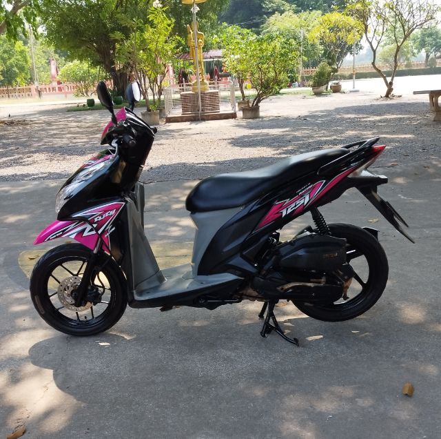 honda click 125 i สวยๆตามสภาพพร้อมใช้งานเอกสารครบดูรถได้ที่หนองคล้าสระบุรีจ้า 097-952-5338 LINE กับ โทร รูปที่ 4