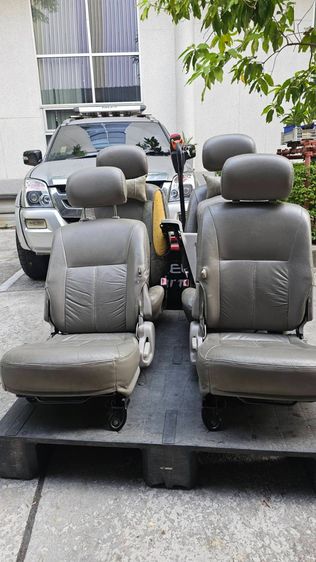 เบาะรถยนต์ MU7 ปี 2005 ยกชุด