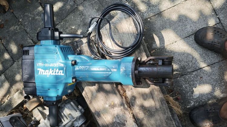 ขายสกัดไฟฟ้า Makita HM1801 รูปที่ 4