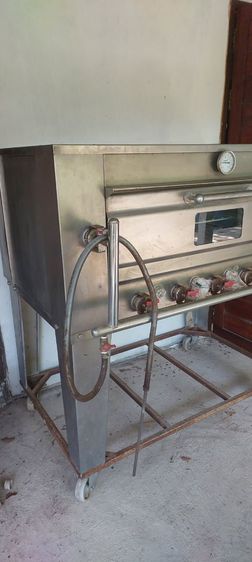 เตาอบขนมมือสอง สี่ถาด ใช้งานน้อย เก่าเก็บ รูปที่ 4