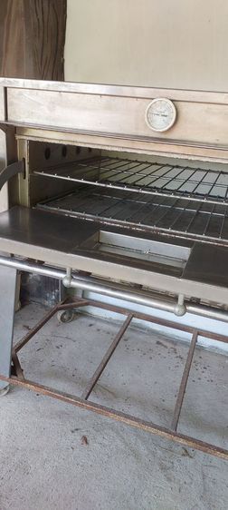 เตาอบขนมมือสอง สี่ถาด ใช้งานน้อย เก่าเก็บ รูปที่ 8